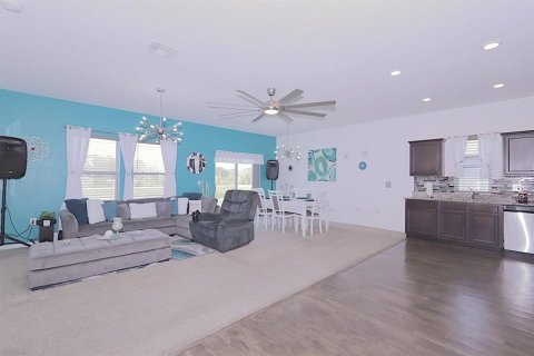 House in Groveland, Florida 3 bedrooms, 146.41 sq.m. № 2110932 - photo 7