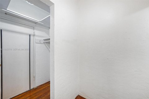 Condominio en venta en Miami Beach, Florida, 37.16 m2 № 1984287 - foto 3