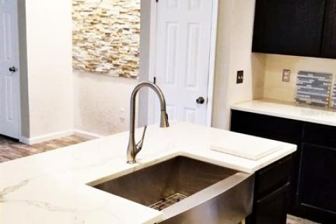 Adosado en alquiler en Kissimmee, Florida, 3 dormitorios, 187.01 m2 № 1791687 - foto 2