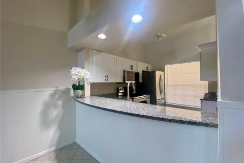 Condominio en alquiler en Treasure Island, Florida, 2 dormitorios, 90.12 m2 № 1759975 - foto 12