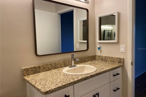Condominio en alquiler en Treasure Island, Florida, 2 dormitorios, 90.12 m2 № 1759975 - foto 20