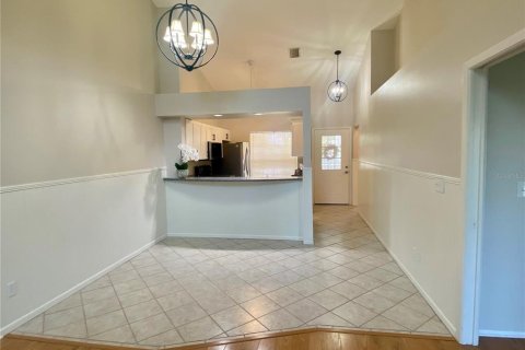 Condominio en alquiler en Treasure Island, Florida, 2 dormitorios, 90.12 m2 № 1759975 - foto 13