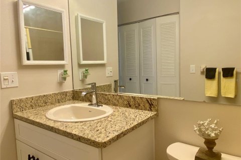 Condominio en alquiler en Treasure Island, Florida, 2 dormitorios, 90.12 m2 № 1759975 - foto 23