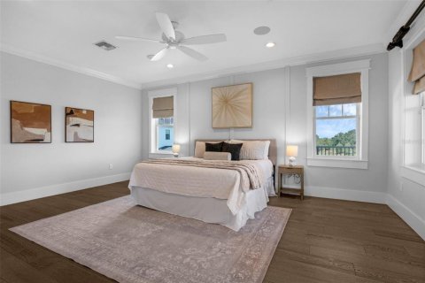 House in Winter Garden, Florida 5 bedrooms, 505.48 sq.m. № 1829765 - photo 30