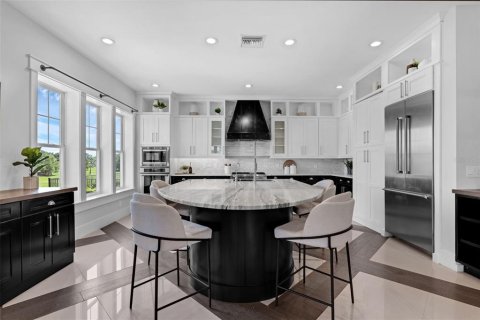 House in Winter Garden, Florida 5 bedrooms, 505.48 sq.m. № 1829765 - photo 14