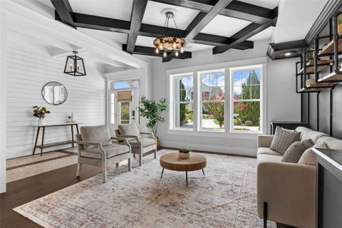 House in Winter Garden, Florida 5 bedrooms, 505.48 sq.m. № 1829765 - photo 5