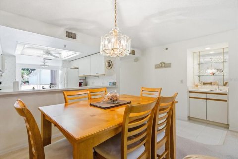 Condo in Bradenton, Florida, 2 bedrooms  № 2142325 - photo 18