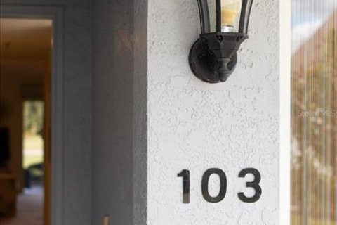 Condo in Bradenton, Florida, 2 bedrooms  № 2142325 - photo 27