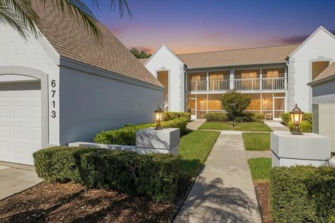 Condo in Bradenton, Florida, 2 bedrooms  № 2142325