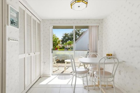 Condo in Bradenton, Florida, 2 bedrooms  № 2142325 - photo 25