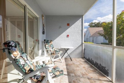 Condo in Bradenton, Florida, 2 bedrooms  № 2142325 - photo 8