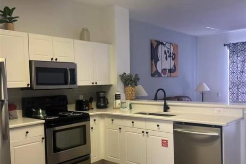 Снять в аренду таунхаус в Киссимми, Флорида 1 комната, 133.78м2, № 1840512 - фото 5