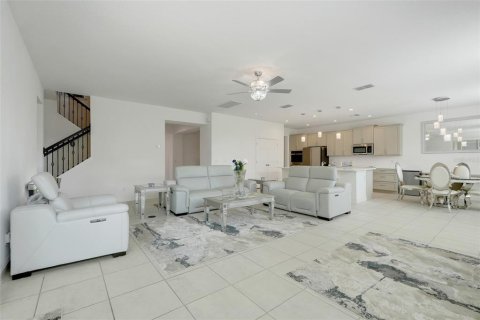 Villa ou maison à vendre à Clermont, Floride: 5 chambres, 431.62 m2 № 1825316 - photo 13