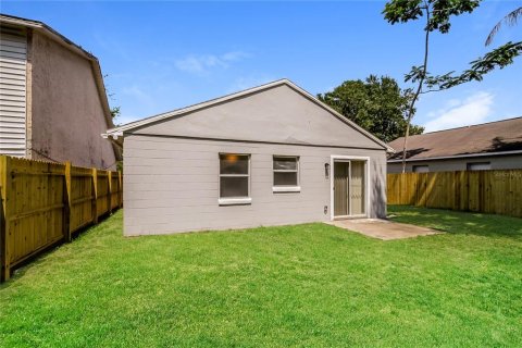 Снять в аренду виллу или дом в Апопка, Флорида 7 комнат, 107.12м2, № 1908370 - фото 15