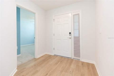 Casa en venta en Zephyrhills, Florida, 4 dormitorios, 186.18 m2 № 2230986 - foto 5