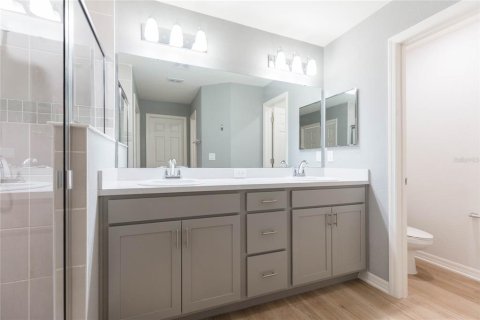 Casa en venta en Zephyrhills, Florida, 4 dormitorios, 186.18 m2 № 2230986 - foto 28