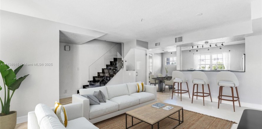 Townhouse in Hollywood, Florida 4 bedrooms, 168.62 sq.m. № 1830832