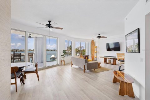 Condo in Nokomis, Florida, 2 bedrooms  № 1760605 - photo 3