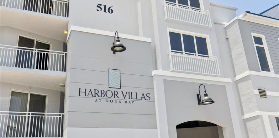Condo in Nokomis, Florida, 2 bedrooms № 1760605