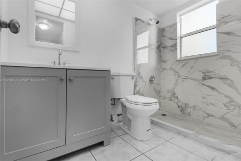 Condominio en venta en Sunrise, Florida, 1 dormitorio, 59.46 m2 № 1965279 - foto 19