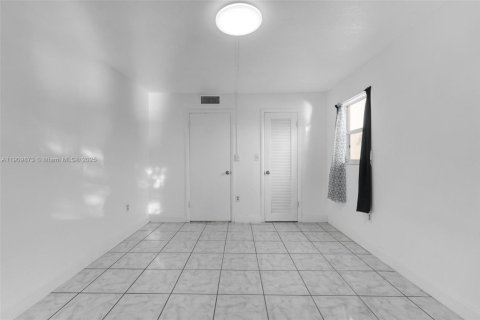 Condominio en venta en Sunrise, Florida, 1 dormitorio, 59.46 m2 № 1965279 - foto 23