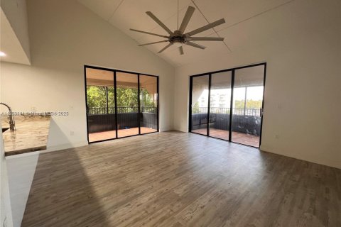 Condominio en venta en Miami, Florida, 2 dormitorios, 89.65 m2 № 1985687 - foto 12