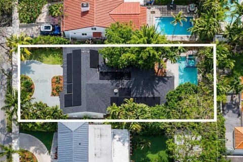 House in Miami, Florida 2 bedrooms, 142.14 sq.m. № 2242422 - photo 4