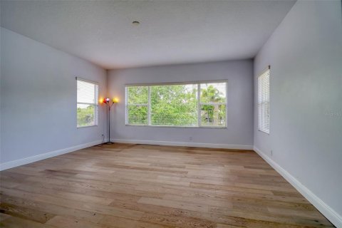 Casa en venta en Dunedin, Florida, 4 dormitorios, 289.86 m2 № 1793952 - foto 26