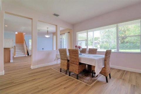 Casa en venta en Dunedin, Florida, 4 dormitorios, 289.86 m2 № 1793952 - foto 6