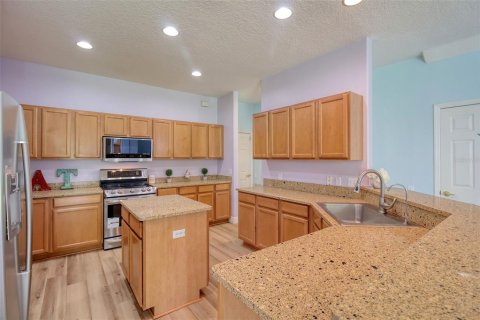 Casa en venta en Dunedin, Florida, 4 dormitorios, 289.86 m2 № 1793952 - foto 11