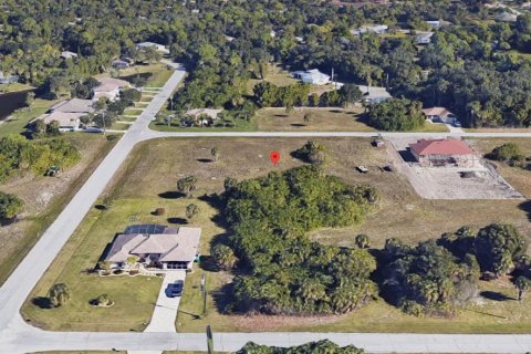 Land in Rotonda, Florida № 1919517 - photo 9
