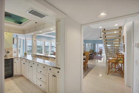 Купить кондоминиум в Пласида, Флорида 8 комнат, 273.13м2, № 2142944 - фото 6