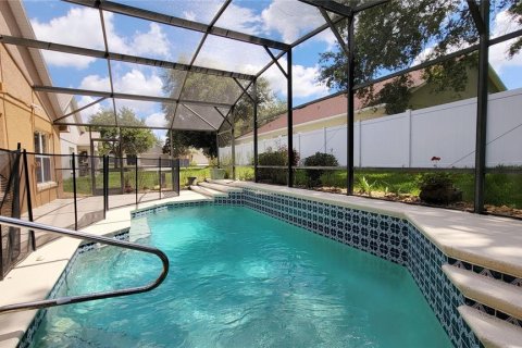 Villa ou maison à louer à Orlando, Floride: 4 chambres, 165.18 m2 № 1865973 - photo 23
