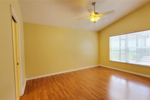 Villa ou maison à louer à Orlando, Floride: 4 chambres, 165.18 m2 № 1865973 - photo 12