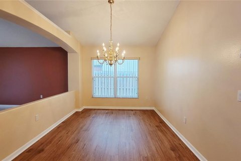 Villa ou maison à louer à Orlando, Floride: 4 chambres, 165.18 m2 № 1865973 - photo 9