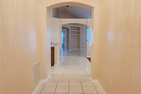 Villa ou maison à louer à Orlando, Floride: 4 chambres, 165.18 m2 № 1865973 - photo 4