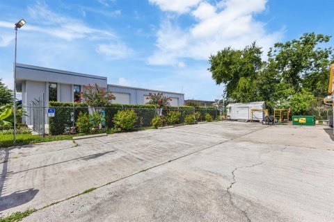 Купить коммерческую недвижимость в Орландо, Флорида 323.3м2, № 1796174 - фото 21