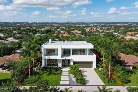 Terreno en venta en El Portal, Florida № 1955848 - foto 8