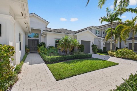Villa ou maison à louer à Boca Raton, Floride: 4 chambres, 322.56 m2 № 2401757 - photo 2