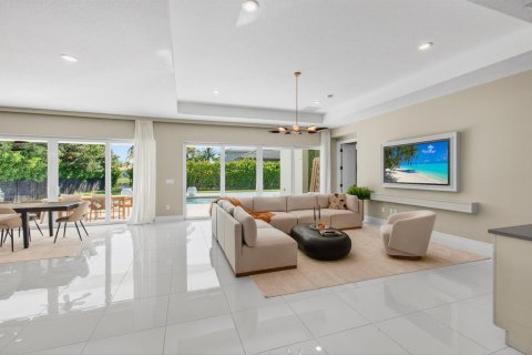 Villa ou maison à louer à Boca Raton, Floride: 4 chambres, 322.56 m2 № 2401757 - photo 9