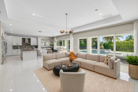 Villa ou maison à louer à Boca Raton, Floride: 4 chambres, 322.56 m2 № 2401757 - photo 13