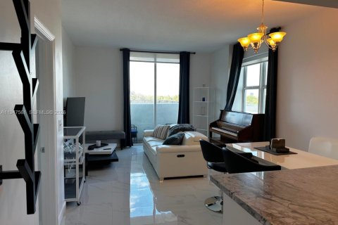 Снять в аренду кондоминиум в Майами, Флорида 1 спальня, 76.55м2, № 2003663 - фото 10