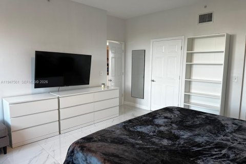 Снять в аренду кондоминиум в Майами, Флорида 1 спальня, 76.55м2, № 2003663 - фото 21