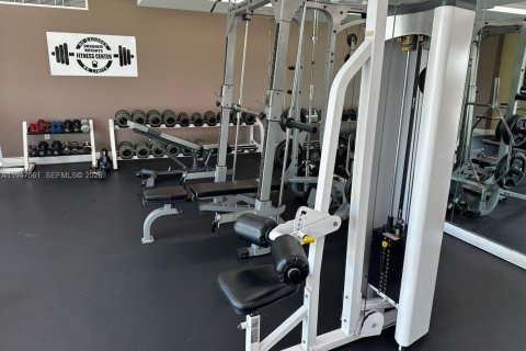 Снять в аренду кондоминиум в Майами, Флорида 1 спальня, 76.55м2, № 2003663 - фото 29