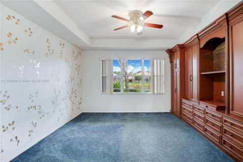 House in Delray Beach, Florida 3 bedrooms, 221.48 sq.m. № 1738774 - photo 13