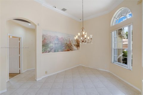 House in Delray Beach, Florida 3 bedrooms, 221.48 sq.m. № 1738774 - photo 8