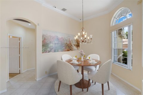 House in Delray Beach, Florida 3 bedrooms, 221.48 sq.m. № 1738774 - photo 7