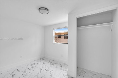 Снять в аренду квартиру в Майами, Флорида 1 спальня, 55.74м2, № 2062965 - фото 9