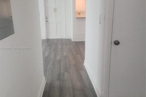 Condominio en venta en Pompano Beach, Florida, 2 dormitorios, 92.9 m2 № 2006306 - foto 6