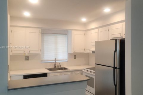 Copropriété à vendre à Pompano Beach, Floride: 2 chambres, 92.9 m2 № 2006306 - photo 26